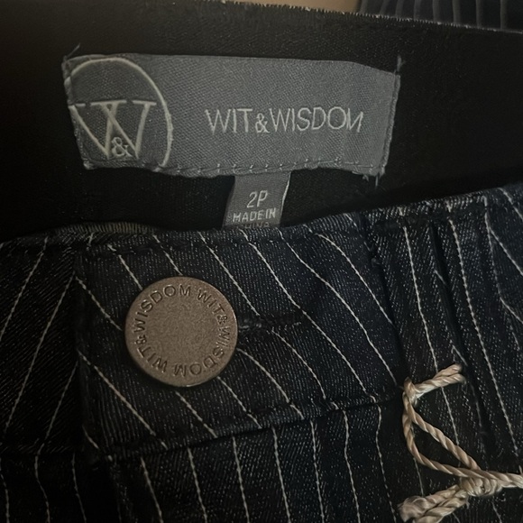 Wit & Wisdom Skyrise Indigo Artisanal Pin stripe Jean - Picture 6 of 8